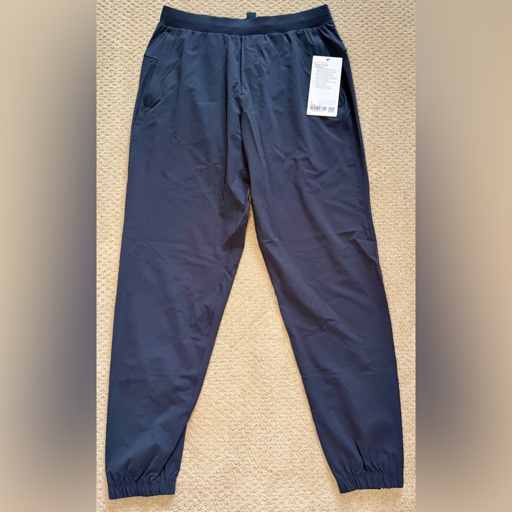 Men's Lululemon Graphite Gray Jogger Pants
